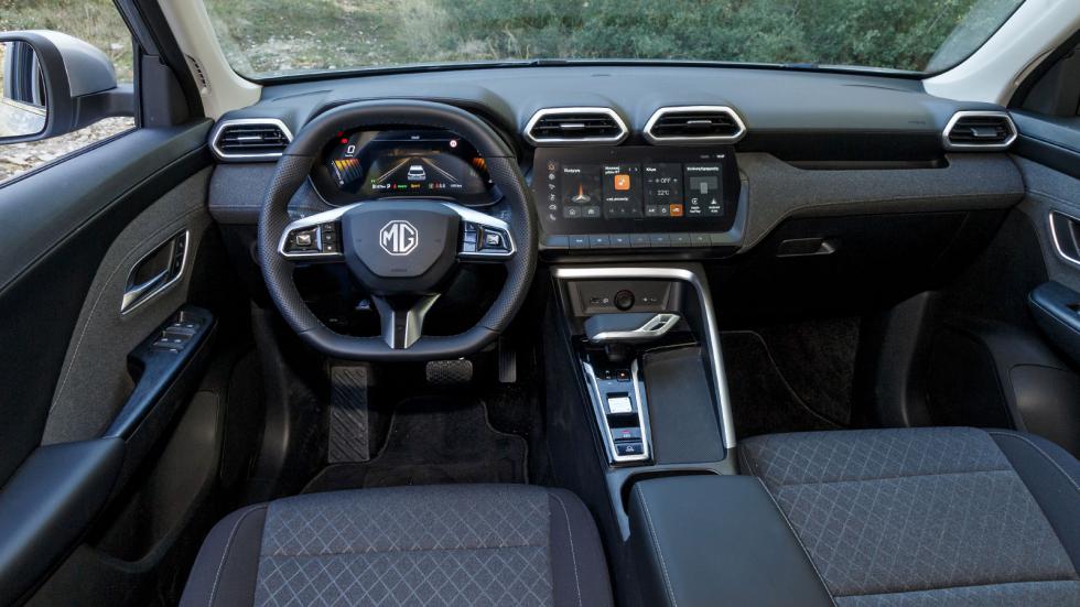 Οι τιμές του βενζινοκίνητου MG ZS Max στην Ελλάδα